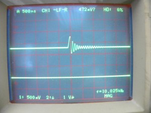 バッテリーターミナルのリンギング波形